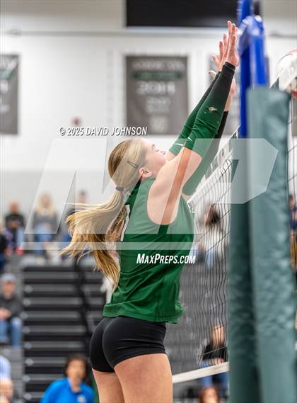 Thumbnail 2 in Fruita Monument @ Fossil Ridge photogallery.