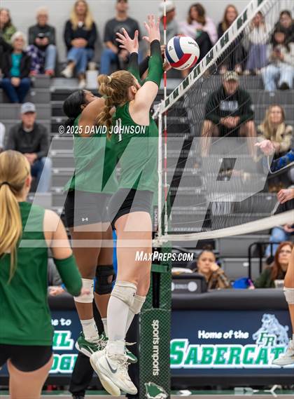 Thumbnail 2 in Fruita Monument @ Fossil Ridge photogallery.