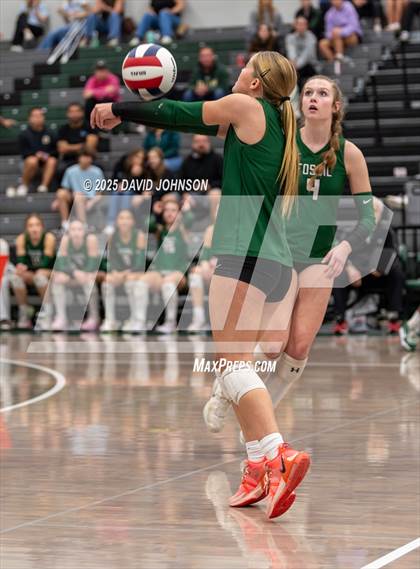 Thumbnail 3 in Fruita Monument @ Fossil Ridge photogallery.