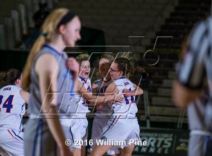 Thumbnail 2 in Livonia vs. Westhill (NYSPHSAA Class B Final) photogallery.