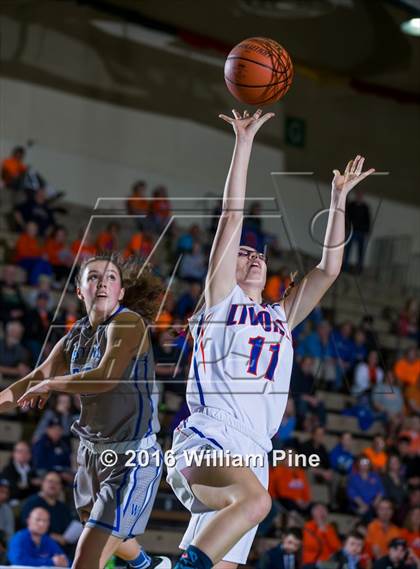 Thumbnail 2 in Livonia vs. Westhill (NYSPHSAA Class B Final) photogallery.