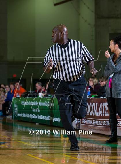 Thumbnail 2 in Livonia vs. Westhill (NYSPHSAA Class B Final) photogallery.