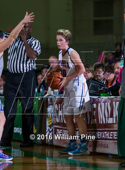 Thumbnail 2 in Livonia vs. Westhill (NYSPHSAA Class B Final) photogallery.