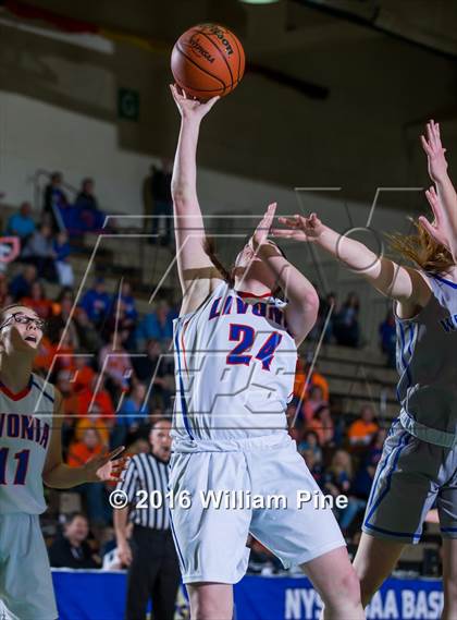 Thumbnail 3 in Livonia vs. Westhill (NYSPHSAA Class B Final) photogallery.