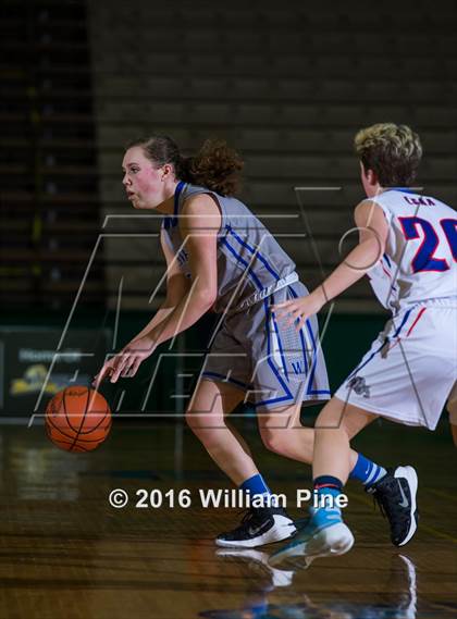 Thumbnail 1 in Livonia vs. Westhill (NYSPHSAA Class B Final) photogallery.