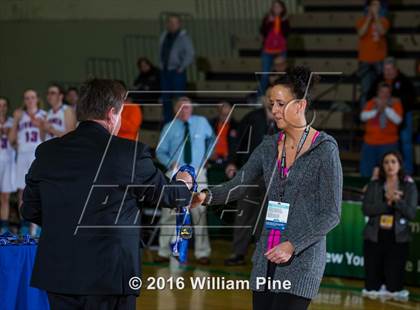 Thumbnail 2 in Livonia vs. Westhill (NYSPHSAA Class B Final) photogallery.