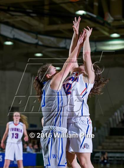 Thumbnail 2 in Livonia vs. Westhill (NYSPHSAA Class B Final) photogallery.