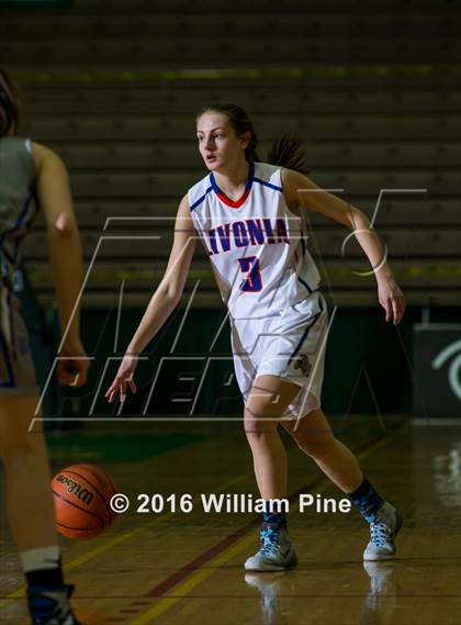 Thumbnail 2 in Livonia vs. Westhill (NYSPHSAA Class B Final) photogallery.