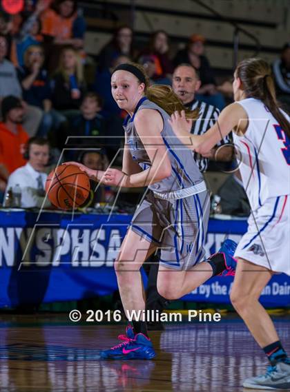 Thumbnail 3 in Livonia vs. Westhill (NYSPHSAA Class B Final) photogallery.