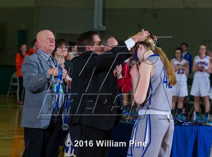 Thumbnail 3 in Livonia vs. Westhill (NYSPHSAA Class B Final) photogallery.