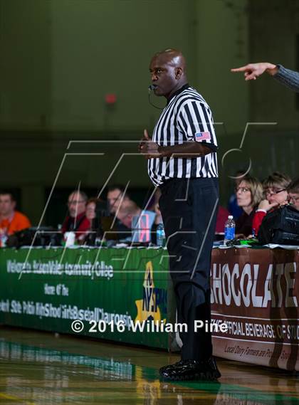 Thumbnail 1 in Livonia vs. Westhill (NYSPHSAA Class B Final) photogallery.