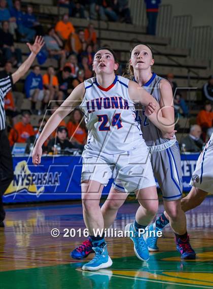 Thumbnail 1 in Livonia vs. Westhill (NYSPHSAA Class B Final) photogallery.