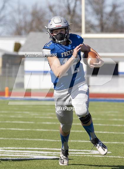 Thumbnail 2 in Madison @ Freeburg photogallery.