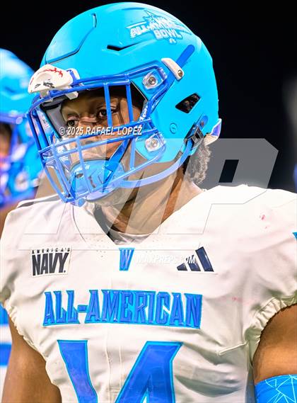 Thumbnail 2 in Navy All-American Bowl photogallery.