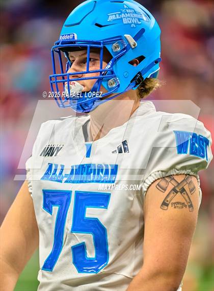 Thumbnail 3 in Navy All-American Bowl photogallery.