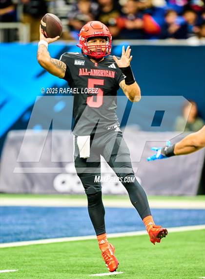 Thumbnail 3 in Navy All-American Bowl photogallery.