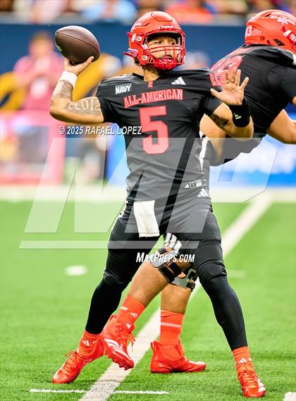 Thumbnail 2 in Navy All-American Bowl photogallery.