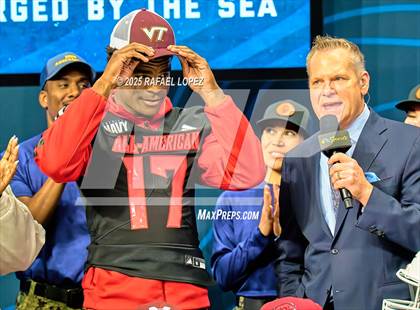 Thumbnail 3 in Navy All-American Bowl photogallery.