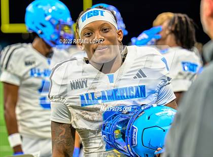 Thumbnail 3 in Navy All-American Bowl photogallery.