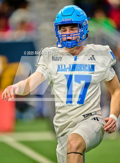 Thumbnail 3 in Navy All-American Bowl photogallery.