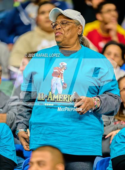 Thumbnail 1 in Navy All-American Bowl photogallery.
