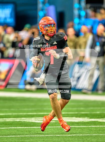 Thumbnail 2 in Navy All-American Bowl photogallery.