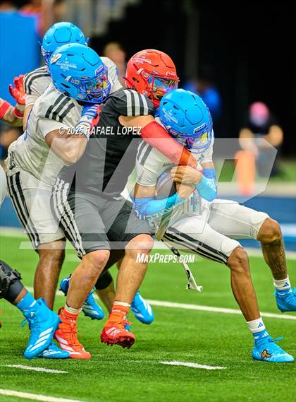 Thumbnail 1 in Navy All-American Bowl photogallery.