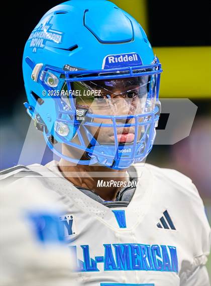 Thumbnail 1 in Navy All-American Bowl photogallery.