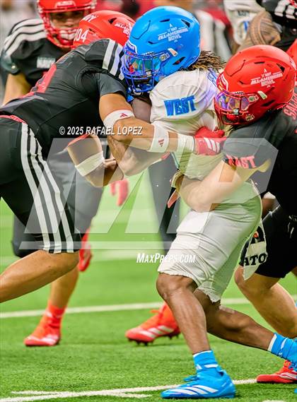 Thumbnail 3 in Navy All-American Bowl photogallery.