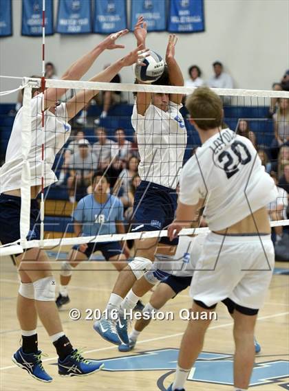 Thumbnail 1 in Loyola @ Corona del Mar photogallery.