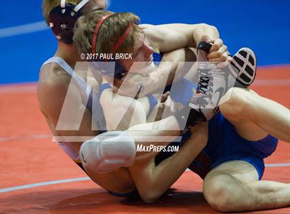 Thumbnail 2 in UIL Boys Wrestling Championships (Day 1) photogallery.
