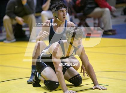 Thumbnail 2 in UIL Boys Wrestling Championships (Day 1) photogallery.