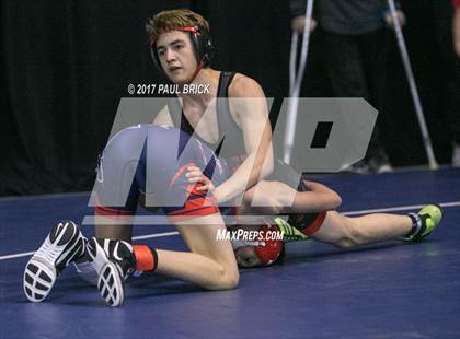 Thumbnail 2 in UIL Boys Wrestling Championships (Day 1) photogallery.