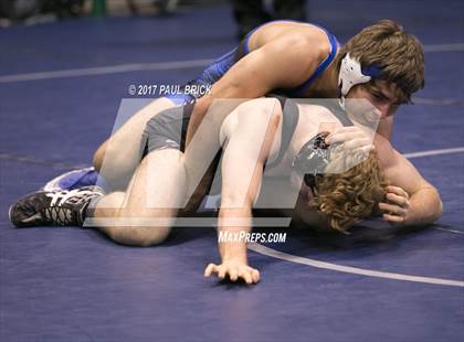 Thumbnail 3 in UIL Boys Wrestling Championships (Day 1) photogallery.