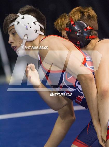 Thumbnail 2 in UIL Boys Wrestling Championships (Day 1) photogallery.