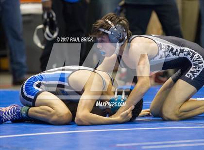 Thumbnail 2 in UIL Boys Wrestling Championships (Day 1) photogallery.
