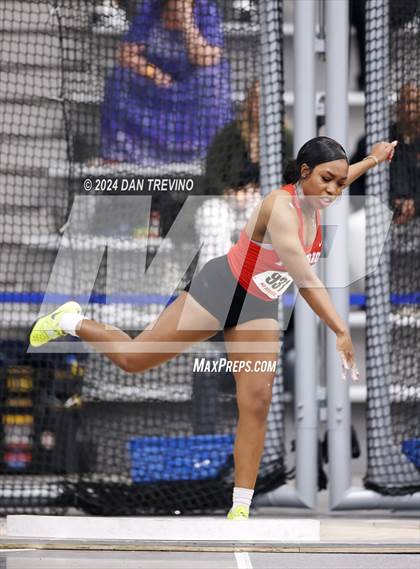Thumbnail 2 in VHSL State Championships - Class 5/6 (Shot Put) photogallery.