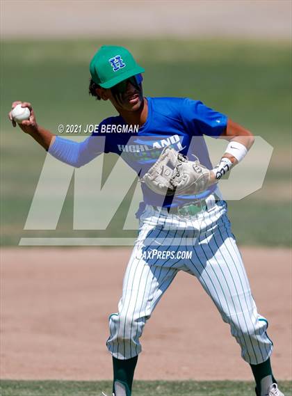 Thumbnail 2 in Sanger @ Highland (CIF CS First Round) photogallery.
