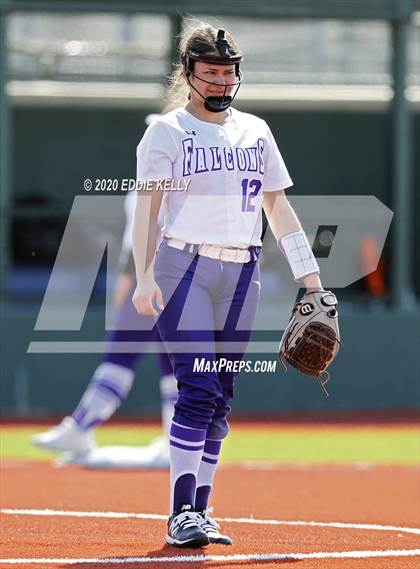 Thumbnail 1 in EP Eastlake vs Mt. Vernon (Allen Tournament) photogallery.