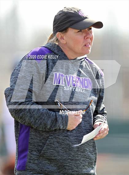 Thumbnail 3 in EP Eastlake vs Mt. Vernon (Allen Tournament) photogallery.