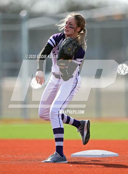 Thumbnail 1 in EP Eastlake vs Mt. Vernon (Allen Tournament) photogallery.