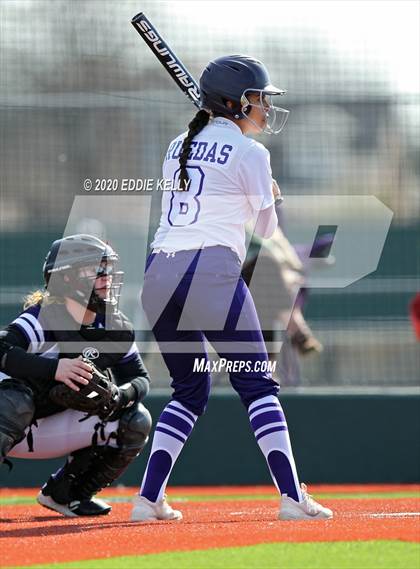 Thumbnail 2 in EP Eastlake vs Mt. Vernon (Allen Tournament) photogallery.