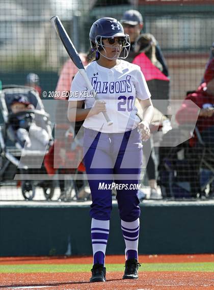 Thumbnail 3 in EP Eastlake vs Mt. Vernon (Allen Tournament) photogallery.
