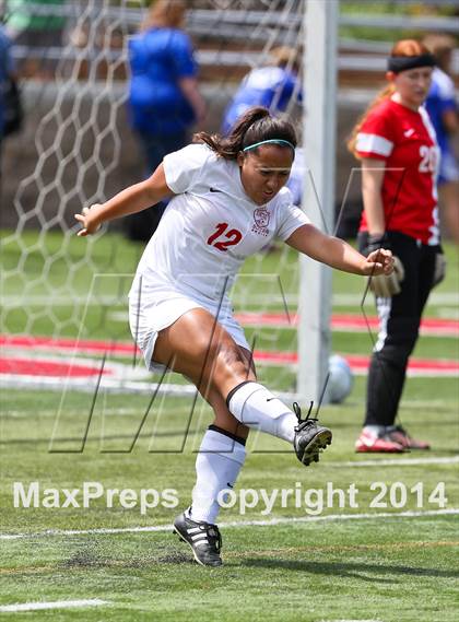 Thumbnail 3 in East Union vs Vista del Lago (CIF SJS D4 Final) photogallery.
