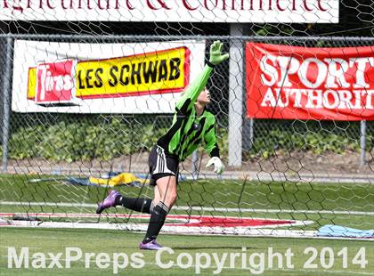 Thumbnail 2 in East Union vs Vista del Lago (CIF SJS D4 Final) photogallery.
