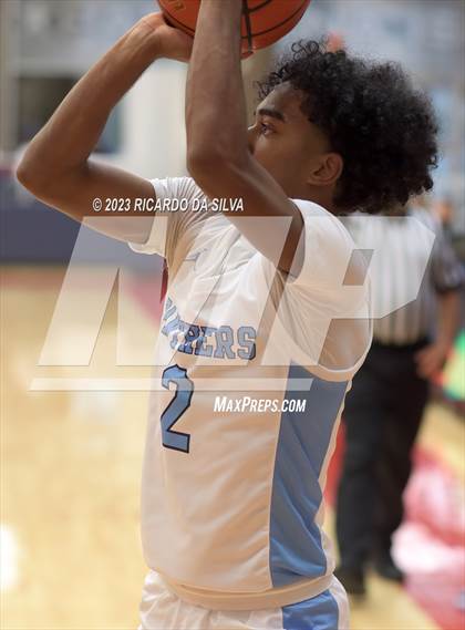 Thumbnail 3 in Summer Creek vs Paetow (McDonald's Texas Invitational) photogallery.