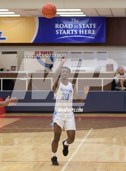 Thumbnail 2 in Summer Creek vs Paetow (McDonald's Texas Invitational) photogallery.