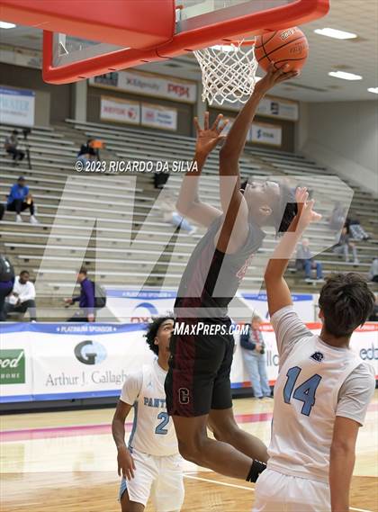 Thumbnail 3 in Summer Creek vs Paetow (McDonald's Texas Invitational) photogallery.