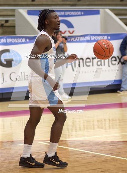 Thumbnail 3 in Summer Creek vs Paetow (McDonald's Texas Invitational) photogallery.