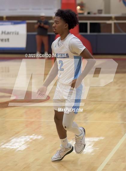 Thumbnail 2 in Summer Creek vs Paetow (McDonald's Texas Invitational) photogallery.